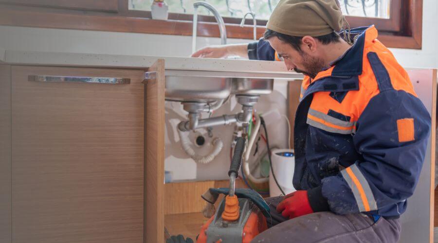 Local annual plumbing maintenance in Kinmundy, IL